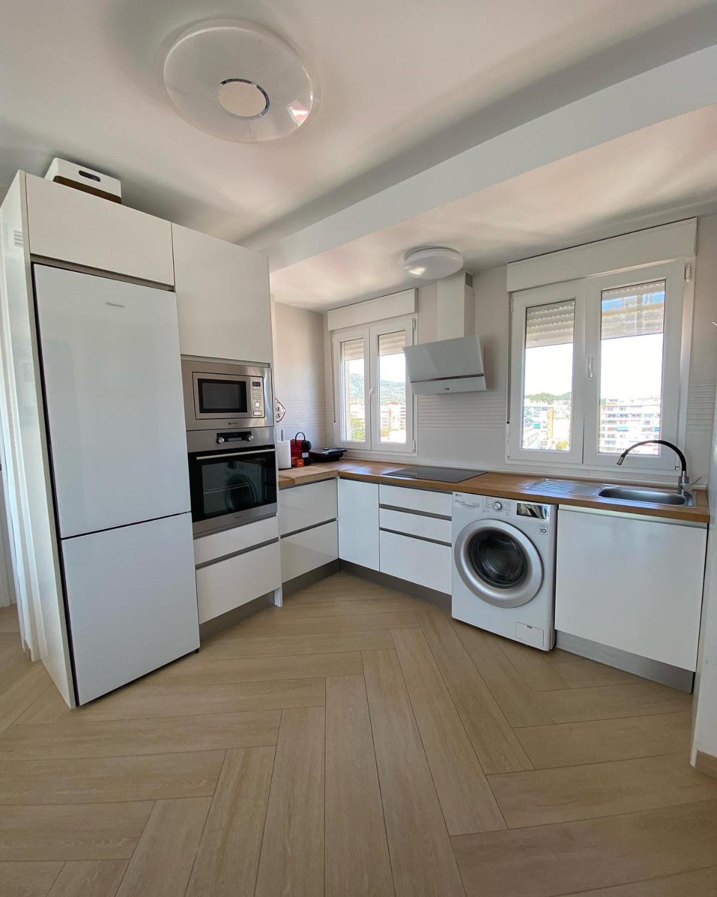 Precioso Apartamento Con Piscina Torremolinos Eksteriør bilde